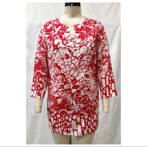Norm Thompson Red White Pull Over V-Neck Floral Print 3/4 Sleeve Tunic
